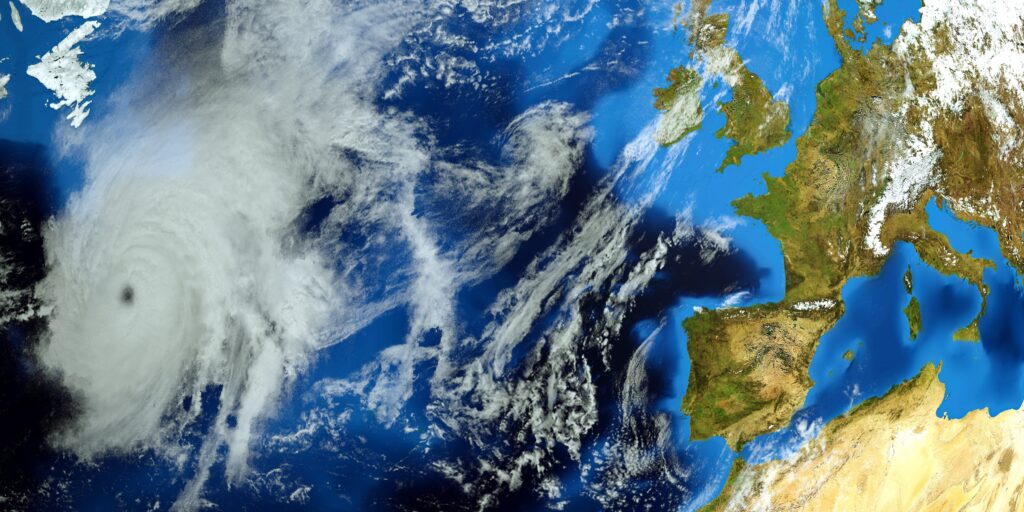 Shutterstock, Limbitech